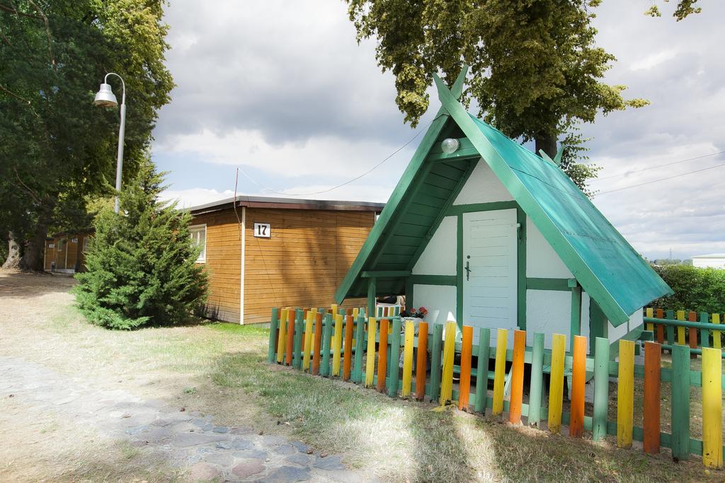 Osrodek Wypoczynkowy Wagabunda Hotel Mikołajki Ngoại thất bức ảnh