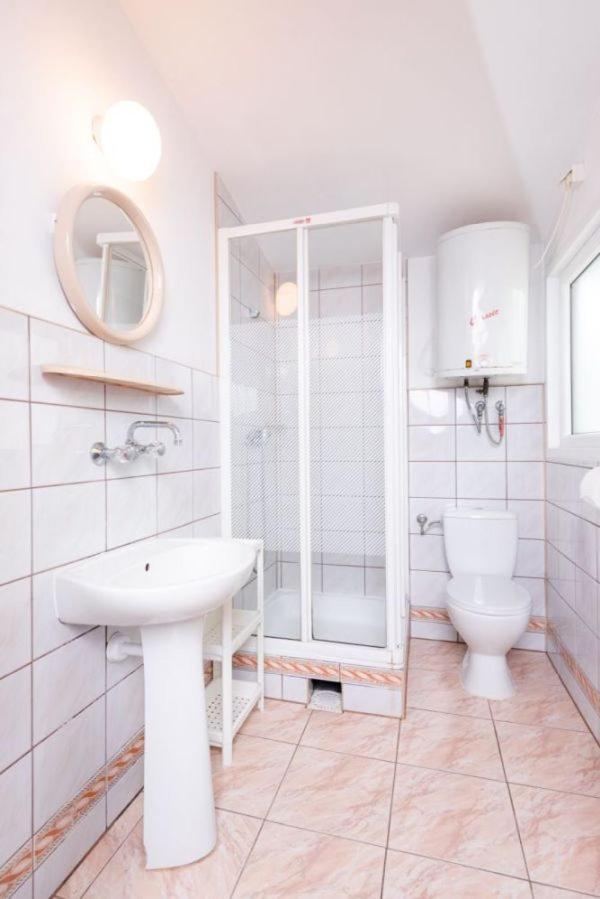 Osrodek Wypoczynkowy Wagabunda Hotel Mikołajki Ngoại thất bức ảnh